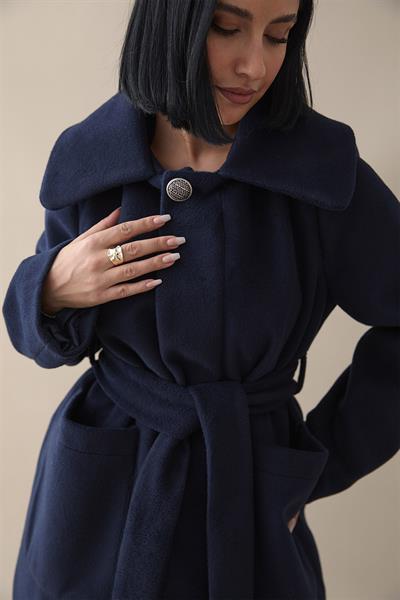 Düğme Detaylı Astarlı Lacivert Kısa Kaban