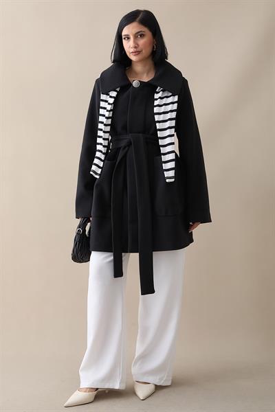 Düğme Detaylı Astarlı Siyah Kısa Kaban