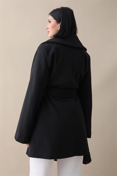 Düğme Detaylı Astarlı Siyah Kısa Kaban