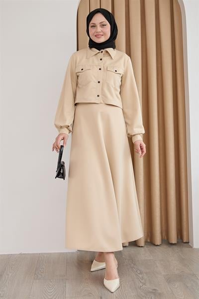 Düğmeli Bolerolu Etekli Bej Takım