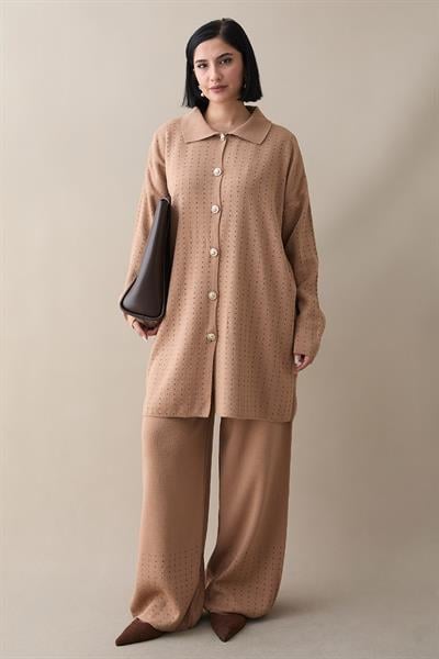 Düğmeli Üçlü Camel Triko Takım