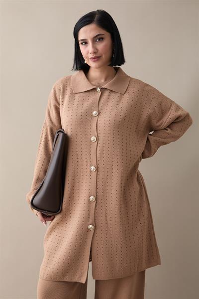 Düğmeli Üçlü Camel Triko Takım