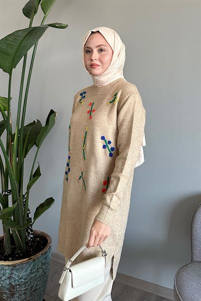 El İşi Yumoş Bej Triko Tunik