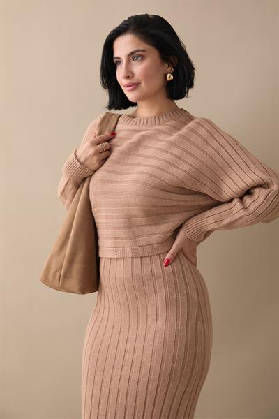 Elbiseli Kısa Kazak Camel Triko Takım