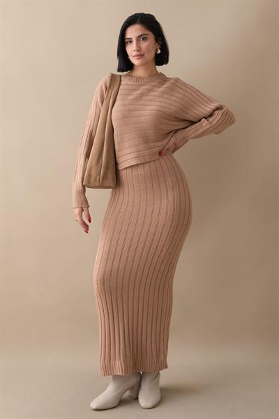 Elbiseli Kısa Kazak Camel Triko Takım