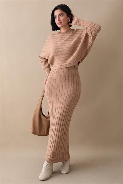 Elbiseli Kısa Kazak Camel Triko Takım