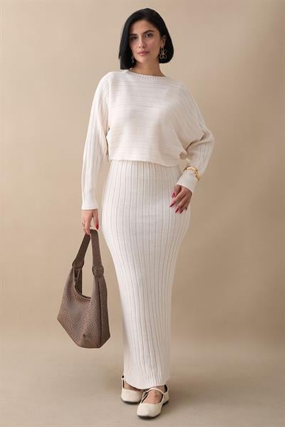 Elbiseli Kısa Kazak Ekru Triko Takım