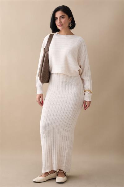 Elbiseli Kısa Kazak Ekru Triko Takım