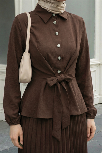 Eteği Piliseli Kahverengi Takım