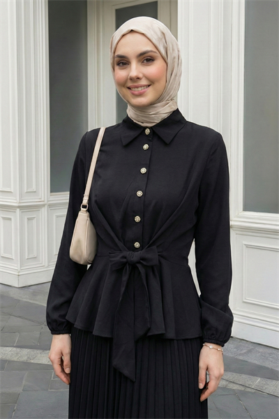 Eteği Piliseli Siyah Takım