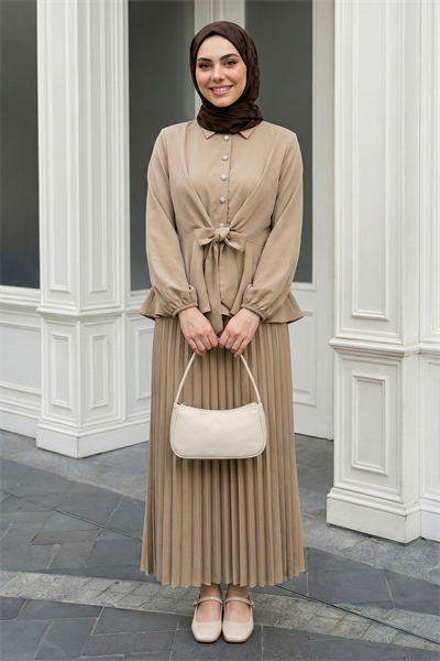 Eteği Piliseli Taş Takım