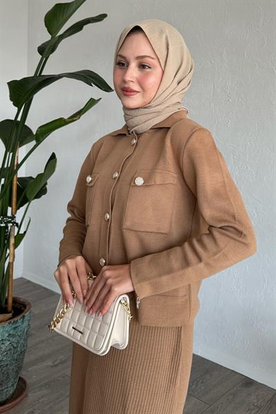 Etekli Ceketli Camel Takım