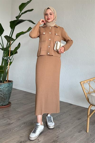 Etekli Ceketli Camel Takım