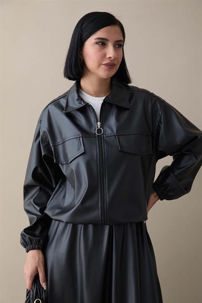 Etekli Ceketli Siyah Deri Takım