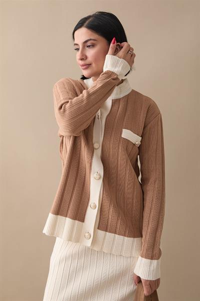 Etekli Hırkalı Camel Triko Takım