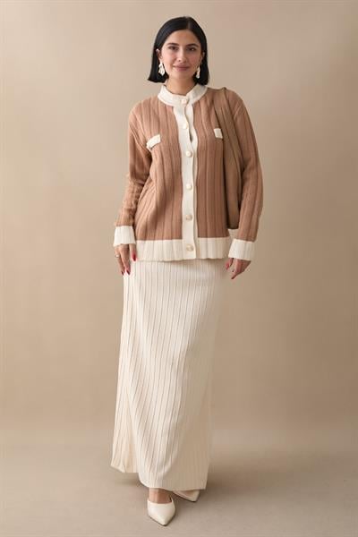 Etekli Hırkalı Camel Triko Takım