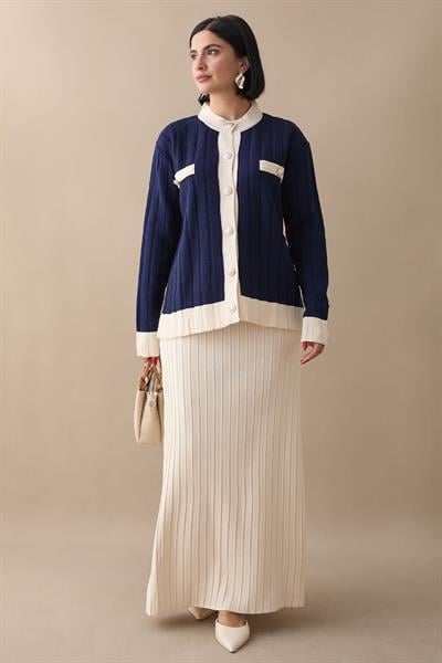 Etekli Hırkalı Lacivert Triko Takım