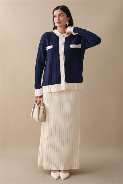 Etekli Hırkalı Lacivert Triko Takım