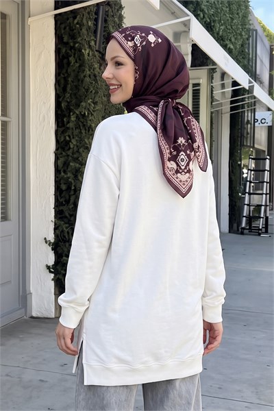 Etiket Detay Basic Beyaz Tunik