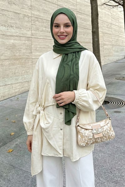 Fiyonklu Bej Gömlek