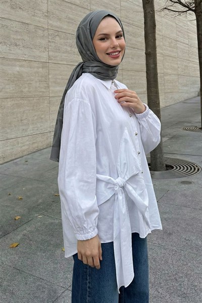 Fiyonklu Beyaz Gömlek