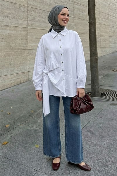 Fiyonklu Beyaz Gömlek