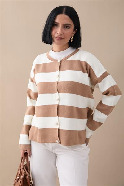 Gold Düğmeli Şeritli Camel Triko Hırka