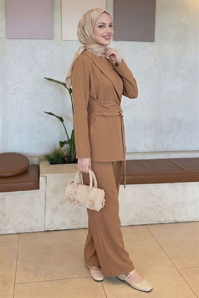 Gold Tokalı Bağlamalı Camel Duble Takım