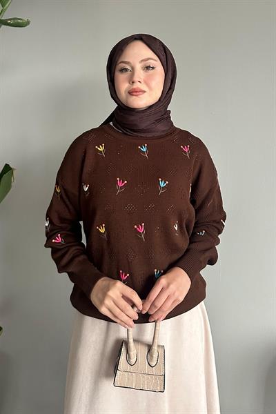 Gül Motif Ajurlu Acı Kahve Triko Kazak