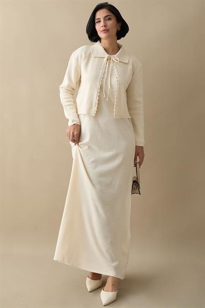 İncili Bolerolu Bej Triko Takım