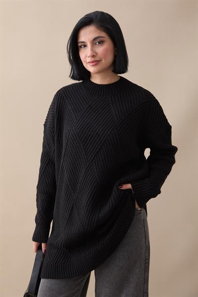 Kabartma Çizgili Desen Siyah Triko Tunik