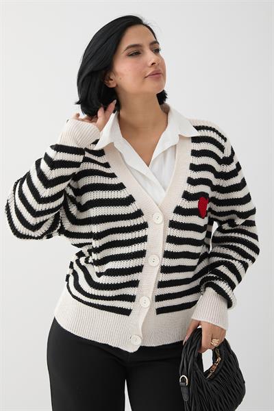 Kalpli Şeritli Ekru Triko Hırka