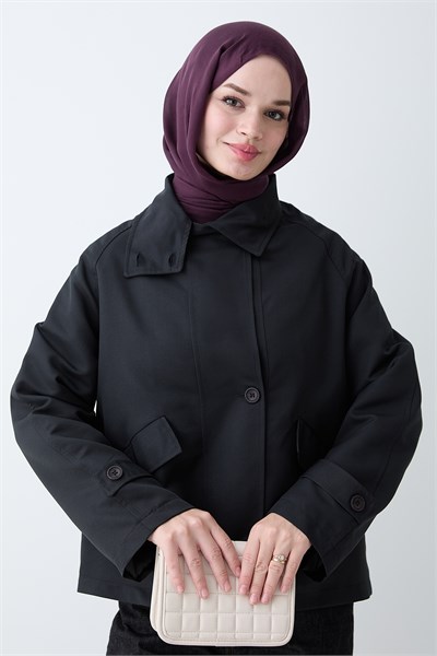 Kapak Cepli Astarlı Siyah Ceket