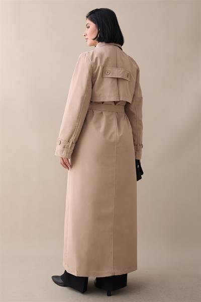 Kapak Detay Uzun Astarlı Sütlü Kahve Trençkot