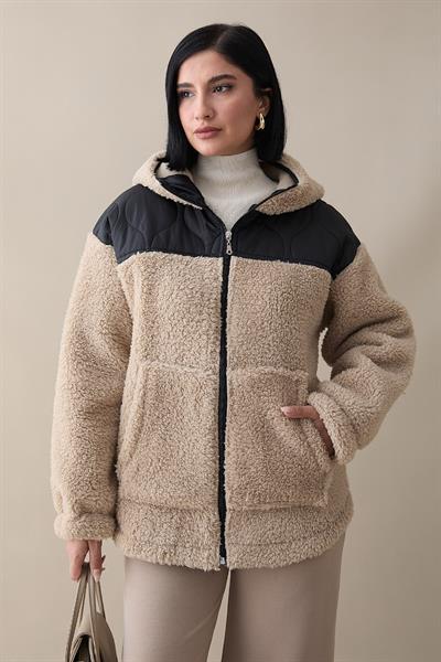Kapitone Detay Bej Peluş Hırka