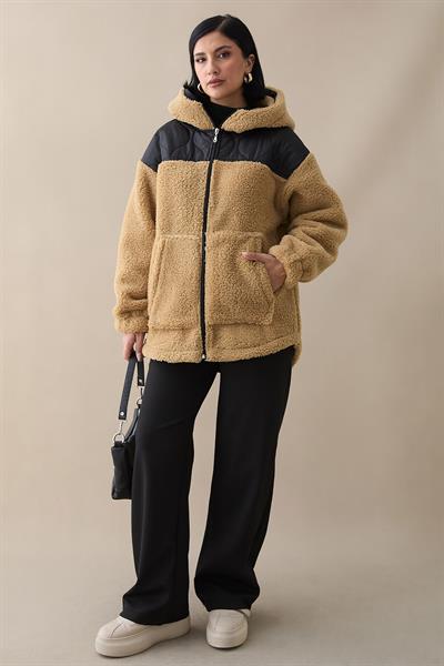 Kapitone Detay Camel Peluş Hırka