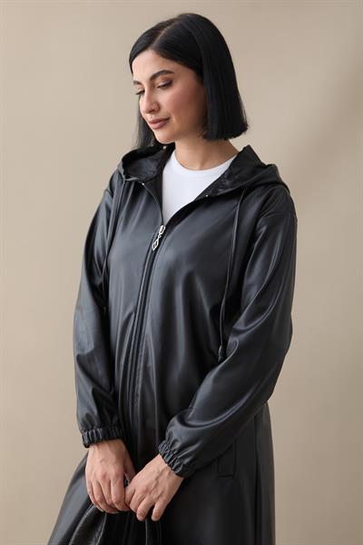 Kapüşonlu Uzun Deri Siyah Kap