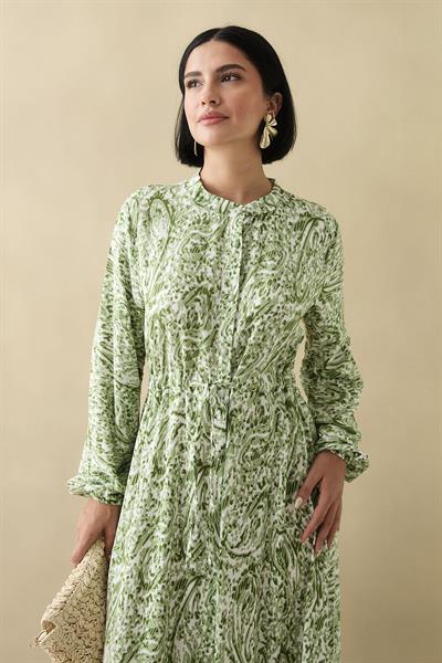 Karışık Retro Desen Viskon Fıstık Yeşili Elbise