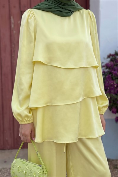 Katlı Saten Sarı Krep Takım