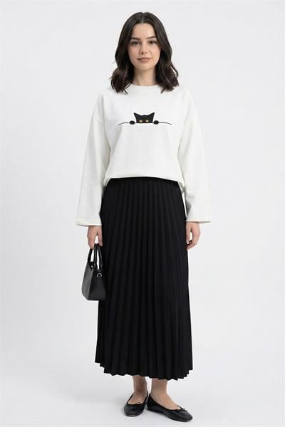 Kedi Desen Nakışlı Oversize Beyaz Sweat