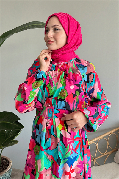 Kemerli Çiçekli Fuşya Viskon Elbise