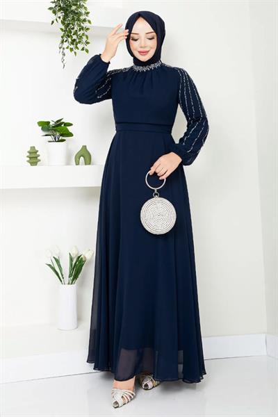 Kolları Taşlı Pullu Lacivert Şifon Abiye
