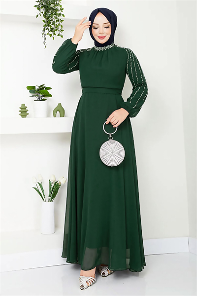 Kolları Taşlı Pullu Yeşil Şifon Abiye