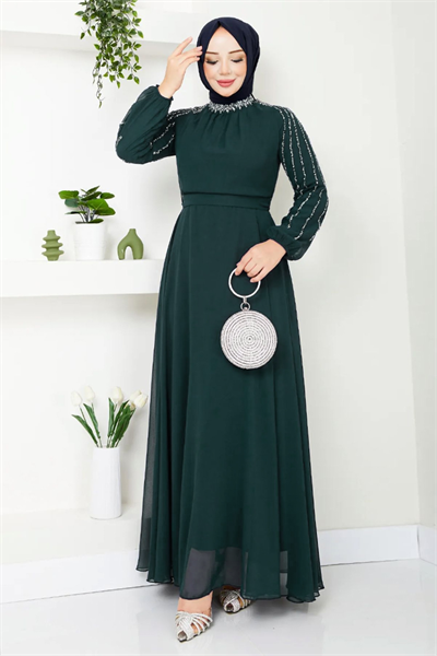 Kolları Taşlı Pullu Zümrüt Yeşili Şifon Abiye