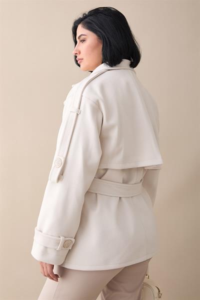 Kolu Apolet Kaşe Beyaz Kısa Kaban