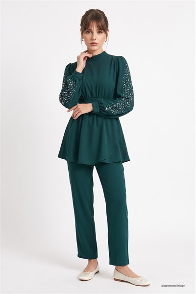 Pearl-Sleeved Gathered Waist Emerald Green Set