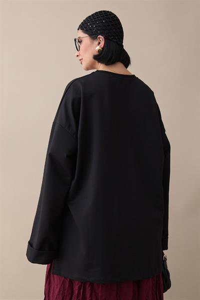 Kolu Katlamalı Oversize Siyah Sweat