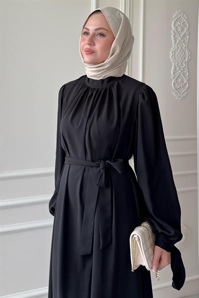 Kolu Kuşak Bağlamalı Siyah Elbise