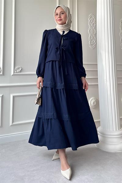 Kurdeleli Dantel Detay Etekli Krep Lacivert Takım