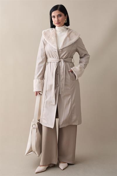 Kürk Detaylı Bej Deri Trençkot
